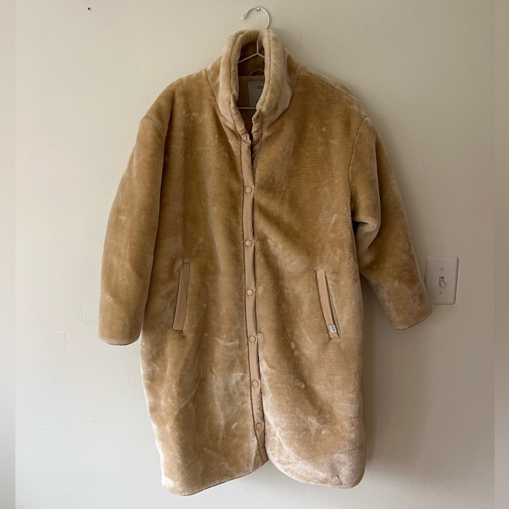 The Tiny Big Sister Long Faux Fur Jacket Women’s size 36 NWT in Cappucino